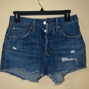 Levi'shigh waist Jean shorts blue Jean cutoff distressed waists 25"